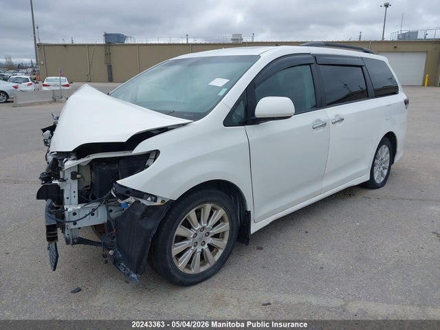 2013 Toyota Sienna Ce V6 მანქანა იყიდება აუქციონზე, vin: 5TDXK3DC6DS316732, აუქციონის ნომერი: 20243363