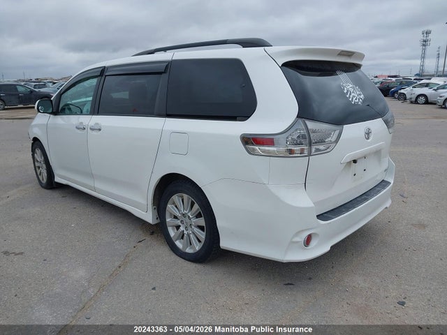 2013 Toyota Sienna Ce V6 მანქანა იყიდება აუქციონზე, vin: 5TDXK3DC6DS316732, აუქციონის ნომერი: 20243363