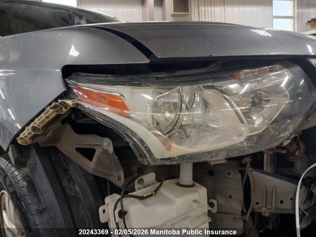 JA4AZ2A30EZ604093 Mitsubishi Outlander Es