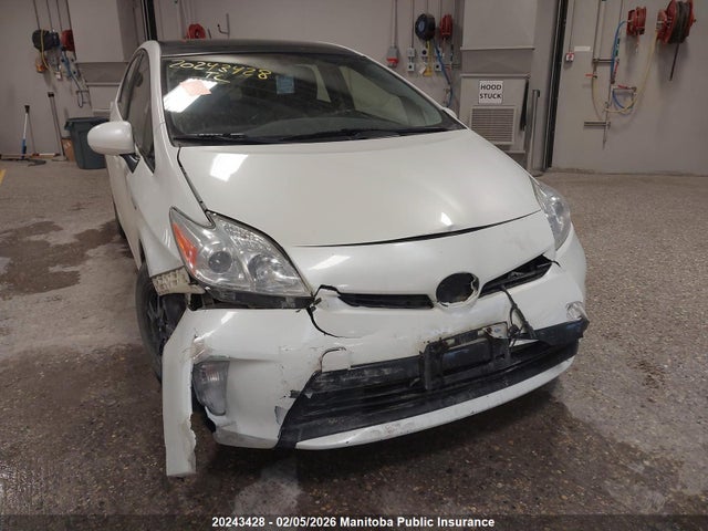 JTDKN3DU6F1934630 Toyota Prius
