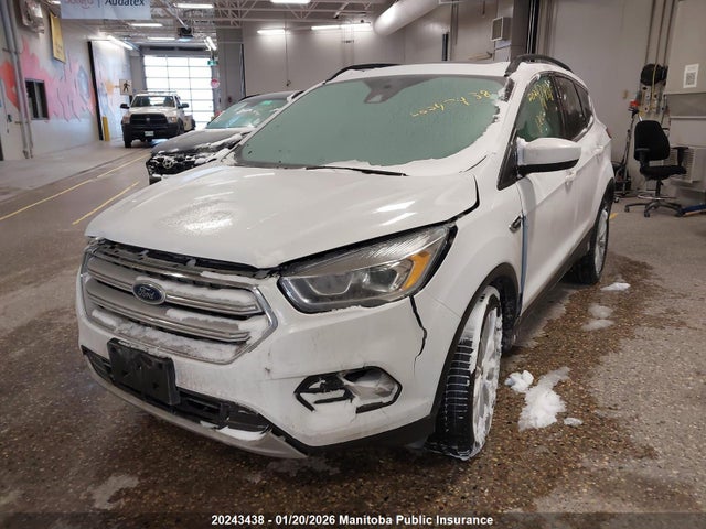 1FMCU9HDXKUB39170 Ford ESCAPE SEL