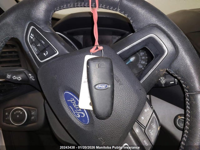 1FMCU9HDXKUB39170 Ford ESCAPE SEL