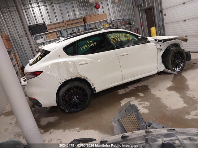 ZN661YUM6RX451035 Maserati Levante Modena Ultima V6