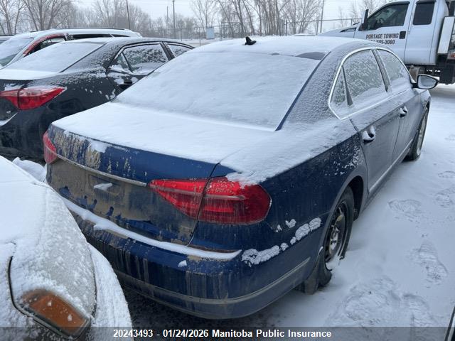 1VWBS7A37GC025875 Volkswagen Passat 1.8 Tsi