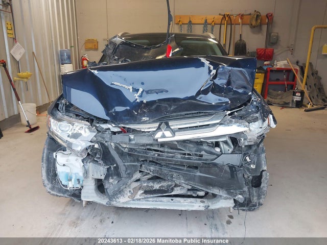 Mitsubishi Outlander Es 2018 JA4AZ2A36JZ600379 Image 6
