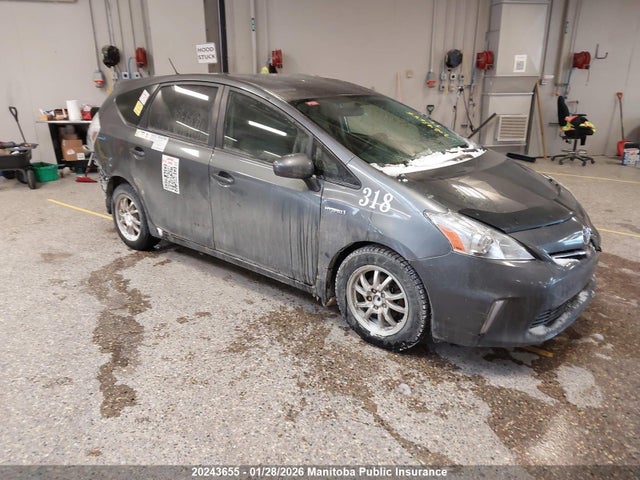 Toyota PRIUS V 2014 JTDZN3EU4E3356219 Image 1