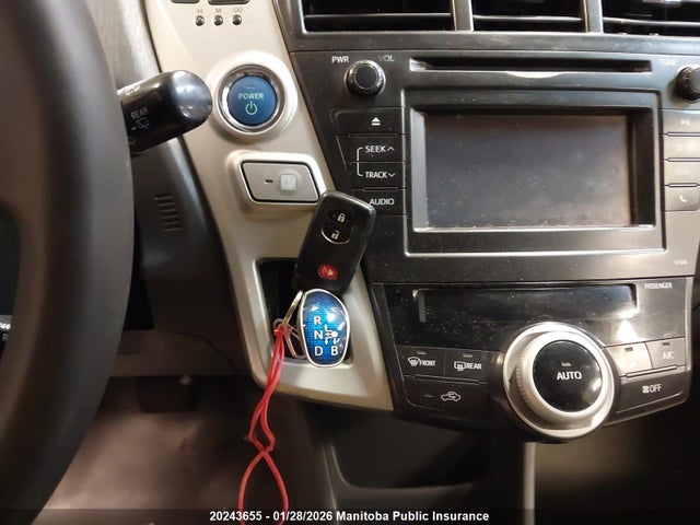 Toyota PRIUS V 2014 JTDZN3EU4E3356219 Image 11