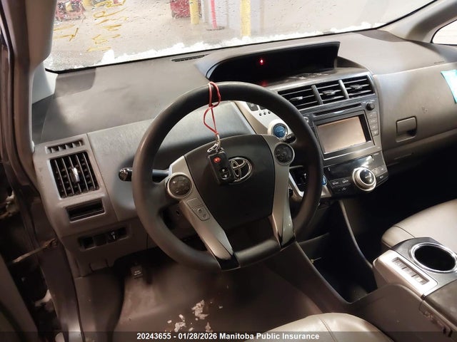 Toyota PRIUS V 2014 JTDZN3EU4E3356219 Image 12