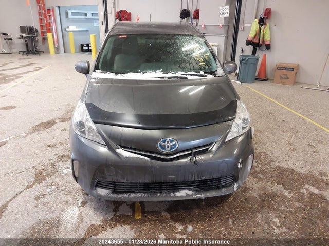 Toyota PRIUS V 2014 JTDZN3EU4E3356219 Image 13