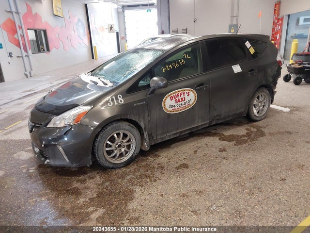 Toyota PRIUS V 2014 JTDZN3EU4E3356219 Image 2