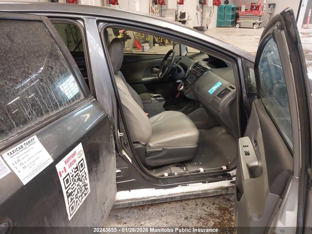 Toyota PRIUS V 2014 JTDZN3EU4E3356219 Image 5
