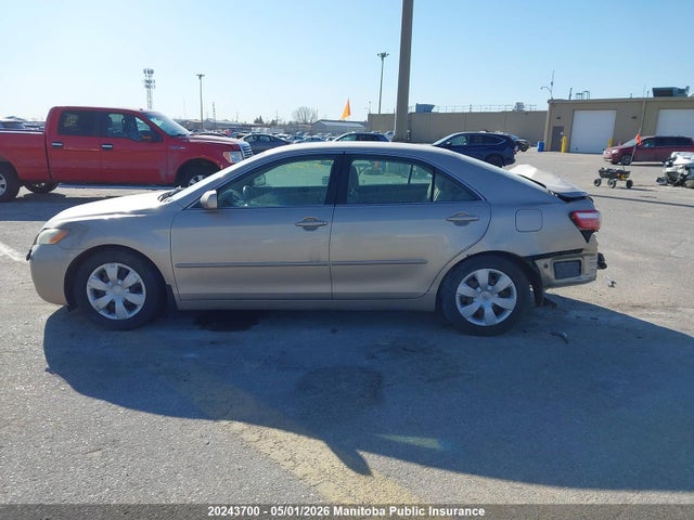 2009 Toyota Camry Le მანქანა იყიდება აუქციონზე, vin: 4T1BE46K49U857952, აუქციონის ნომერი: 20243700