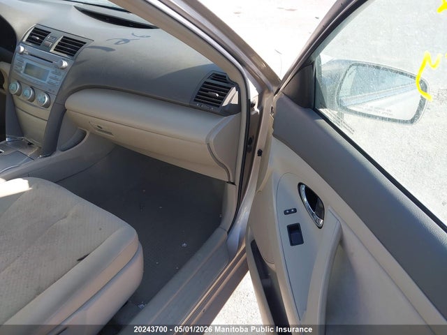 2009 Toyota Camry Le მანქანა იყიდება აუქციონზე, vin: 4T1BE46K49U857952, აუქციონის ნომერი: 20243700