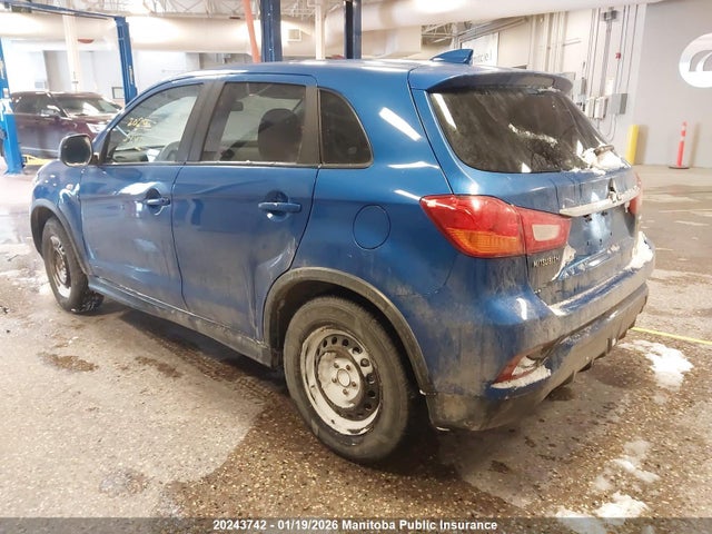 JA4AH3AU9KU604152 Mitsubishi RVR SE
