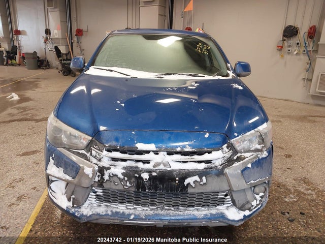 JA4AH3AU9KU604152 Mitsubishi RVR SE