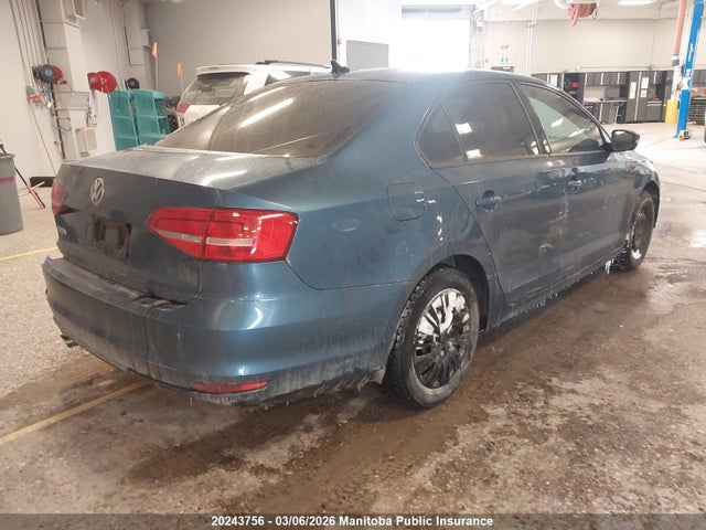 3VW1K7AJ8FM256744 Volkswagen Jetta 2.0