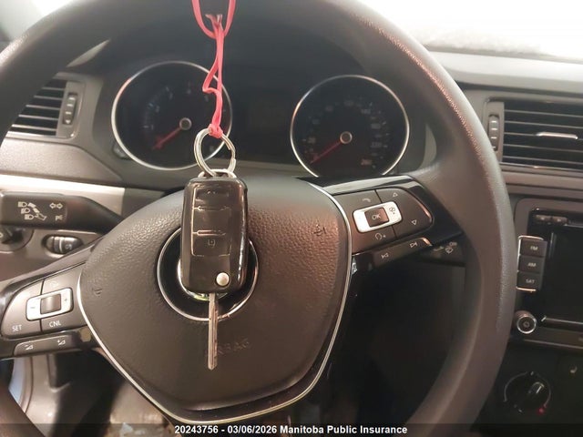 3VW1K7AJ8FM256744 Volkswagen Jetta 2.0