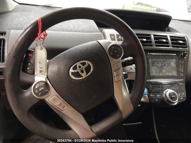Toyota PRIUS V 2015 JTDZN3EU7FJ025955 Image 10