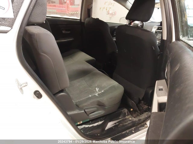 Toyota PRIUS V 2015 JTDZN3EU7FJ025955 Image 7