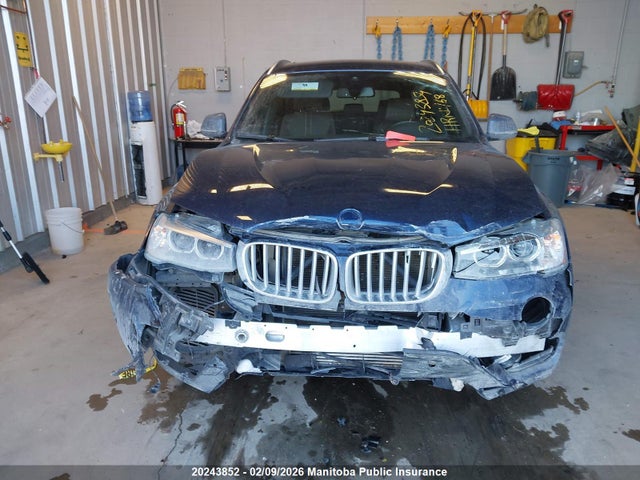 5UXWX9C3XH0T18721 BMW X3 28I