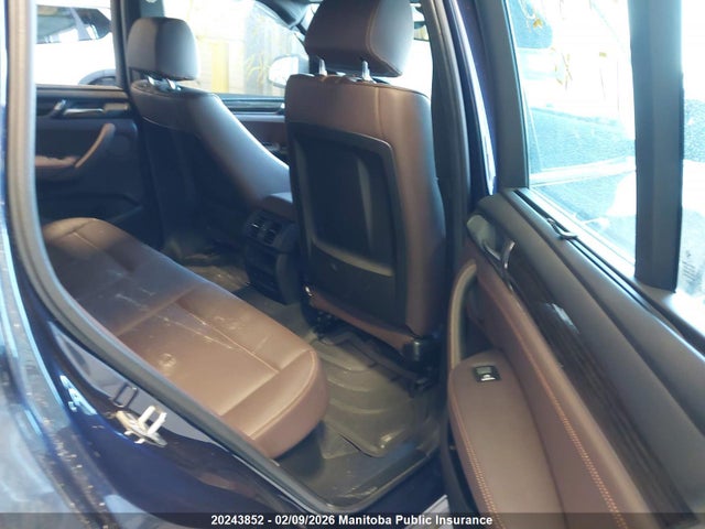 5UXWX9C3XH0T18721 BMW X3 28I