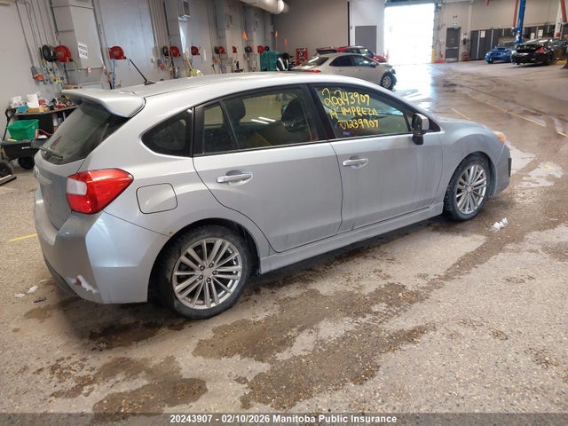 JF1GPAD68E8239907 Subaru Impreza 2.0i