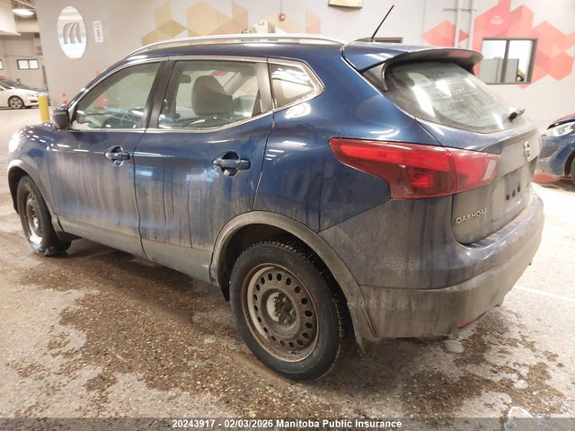 JN1BJ1CRXHW109650 Nissan Qashqai Sl