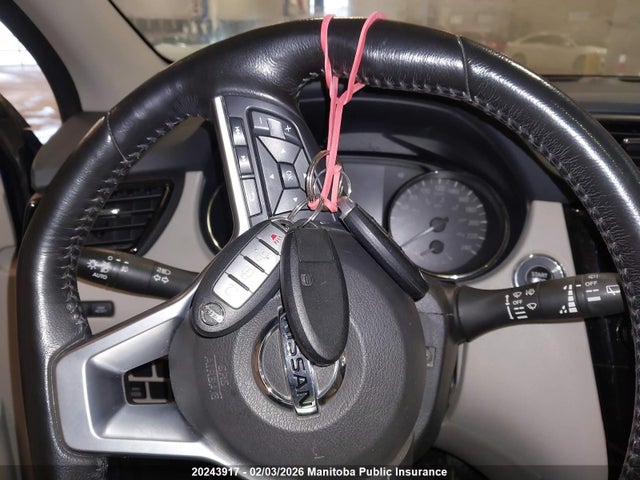 JN1BJ1CRXHW109650 Nissan Qashqai Sl