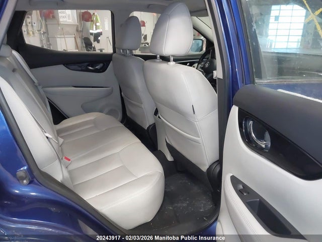 JN1BJ1CRXHW109650 Nissan Qashqai Sl