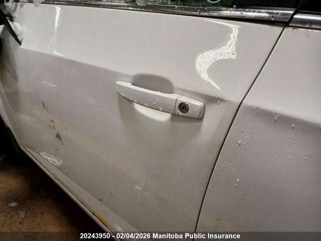 1G1JC5SHXG4113946 Chevrolet SONIC LT