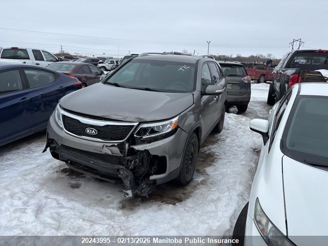 5XYKT3A65FG659179 KIA SORENTO LX