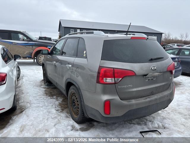 5XYKT3A65FG659179 KIA SORENTO LX