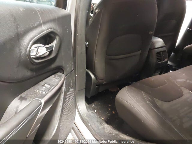 Jeep Cherokee North 2019 1C4PJMCB6KD279174 Image 8