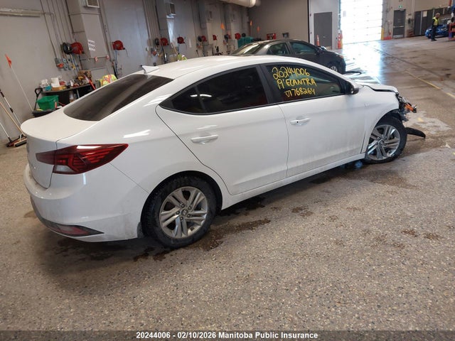 KMHD84LF2KU768264 Hyundai Elantra Luxury