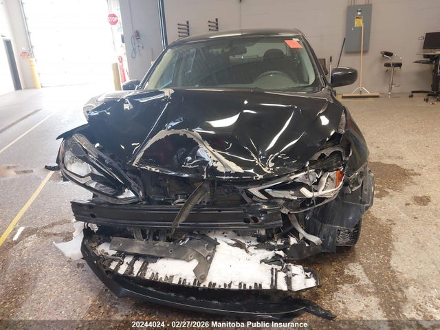 3N1AB7APXHL692000 Nissan Sentra 1.8 Sv