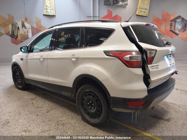 1FMCU0GD2HUA06053 Ford ESCAPE SE