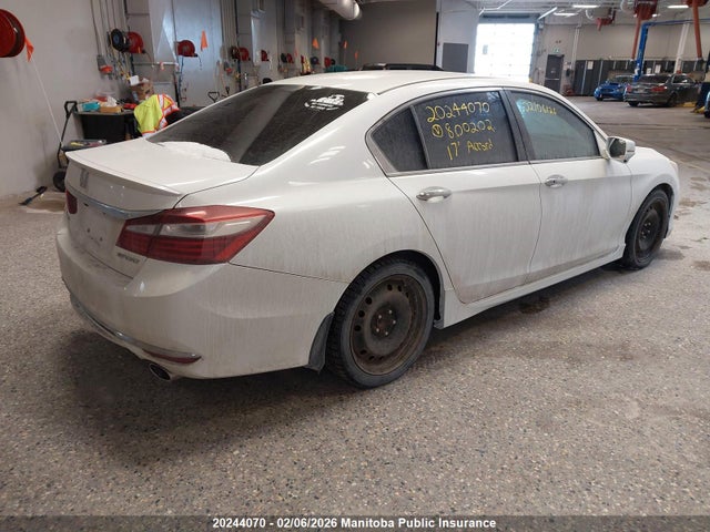 1HGCR2F69HA800202 Honda Accord Sport
