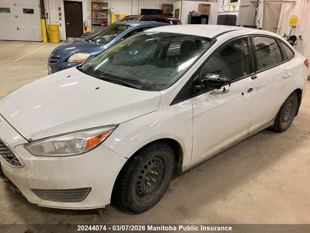 20244074 :رقم المزاد ، 1FADP3F20GL353537 vin ، 2016 Ford Focus Se مزاد بيع