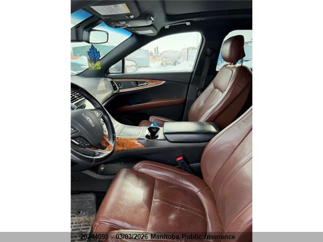 2LMTJ8LP5GBL54140 Lincoln MKX