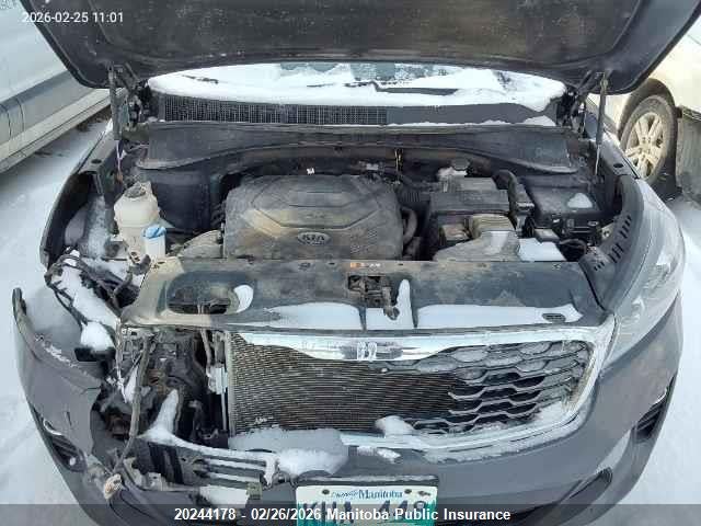 5XYPHDA52KG517967 KIA Sorento Ex V6