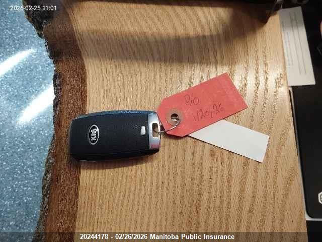 5XYPHDA52KG517967 KIA Sorento Ex V6