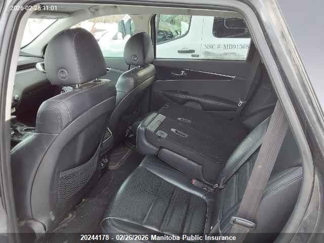 5XYPHDA52KG517967 KIA Sorento Ex V6