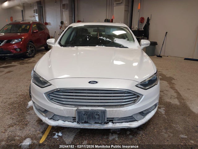 3FA6P0RUXJR215498 Ford Fusion Platinum Hybrid