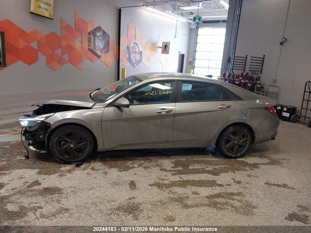 KMHLM4AG1PU511722 Hyundai Elantra Preferred