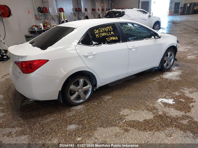 2T1BURHE4KC202611 Toyota COROLLA SE