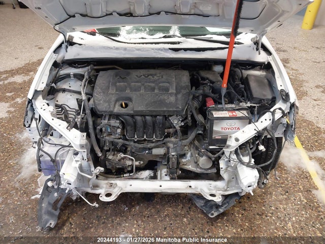 2T1BURHE4KC202611 Toyota COROLLA SE