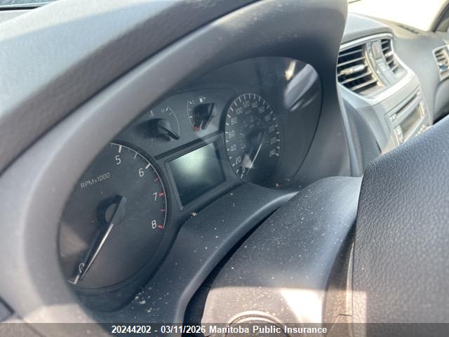 2014 Nissan Sentra 1.8 S მანქანა იყიდება აუქციონზე, vin: 3N1AB7AP1EL650553, აუქციონის ნომერი: 20244202