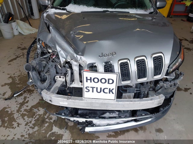 1C4PJMDS6GW234598 Jeep Cherokee Limited