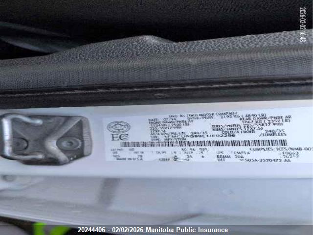 1FMCU9G99EUE02296 Ford ESCAPE SE
