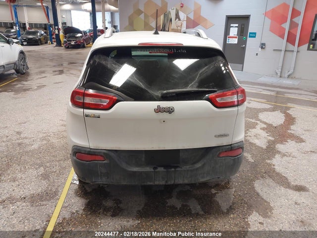 1C4PJLCB8HW610487 Jeep Cherokee North